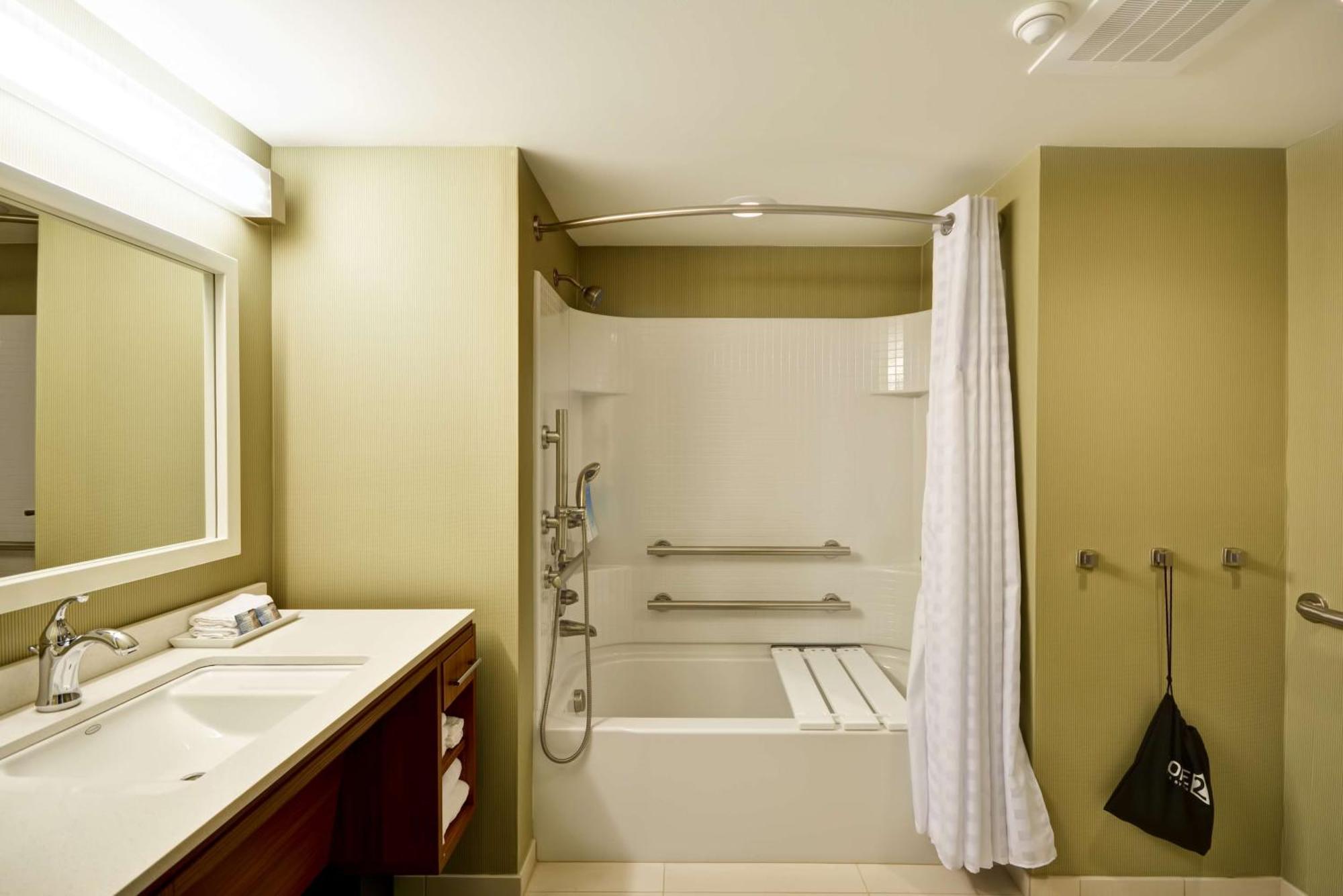 Home2 Suites By Hilton Decatur Ingalls Harbor Exterior photo