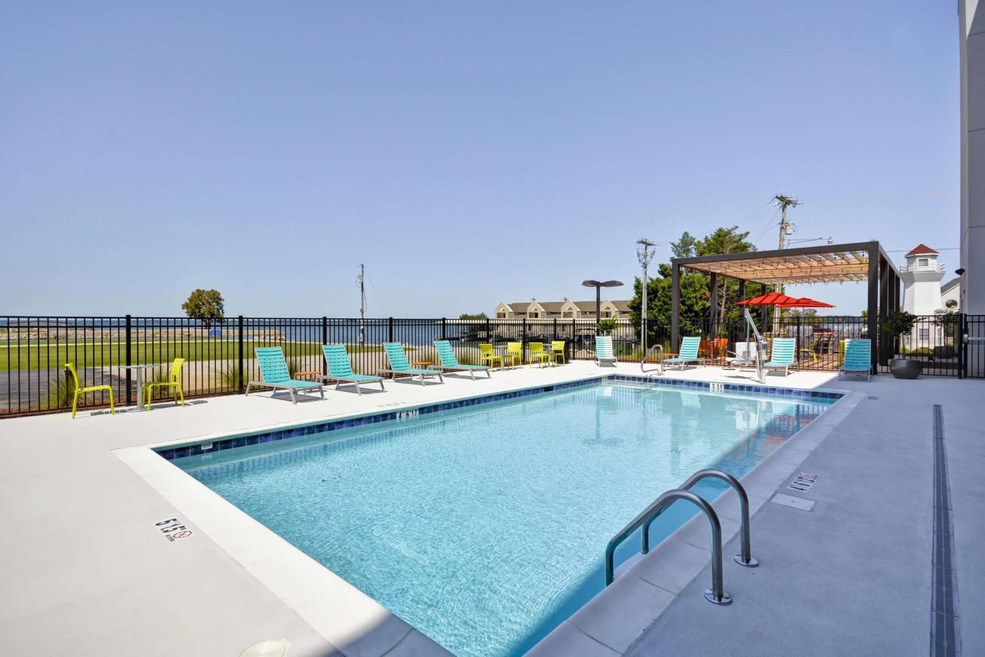 Home2 Suites By Hilton Decatur Ingalls Harbor Exterior photo